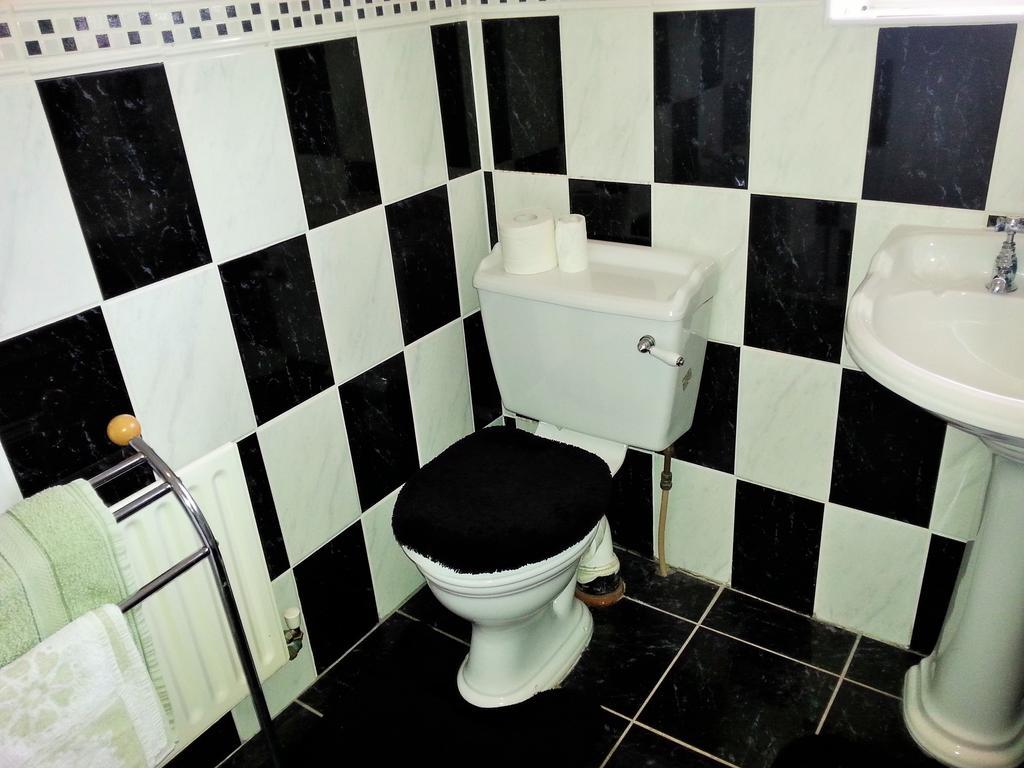 The Dell Dublin Bed & Breakfast Dun Laoghaire Room photo